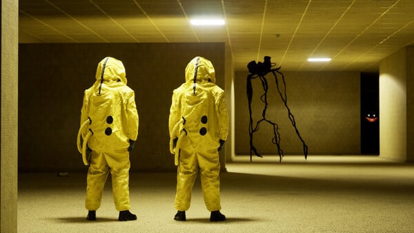 Backrooms Escape Together screenshot 3