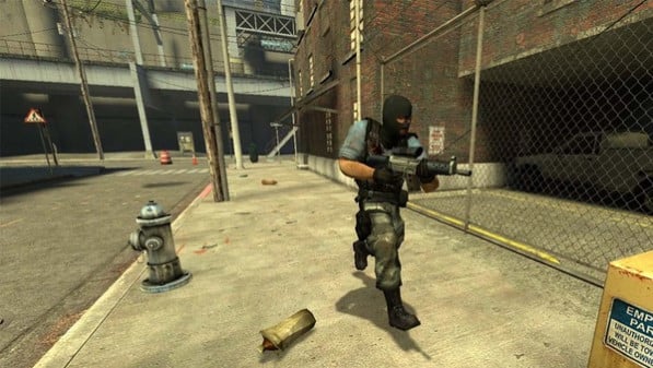 Counter-Strike: Source screenshot 1